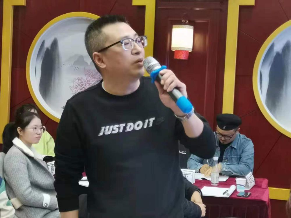 ac1b9e861101c960127f9b70ef6bdce.jpg